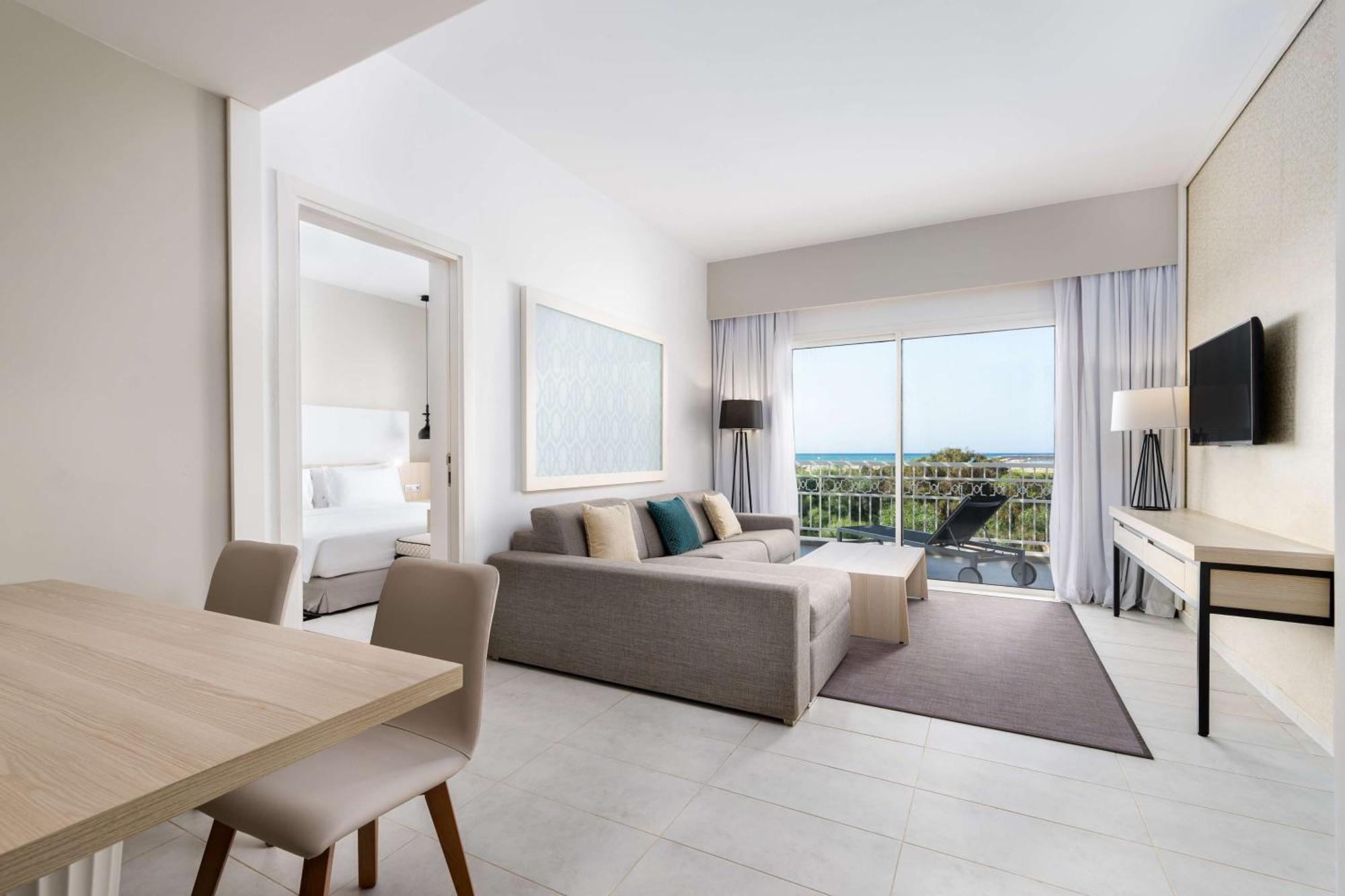 Radisson Blu Residences, Saïdia Exteriör bild