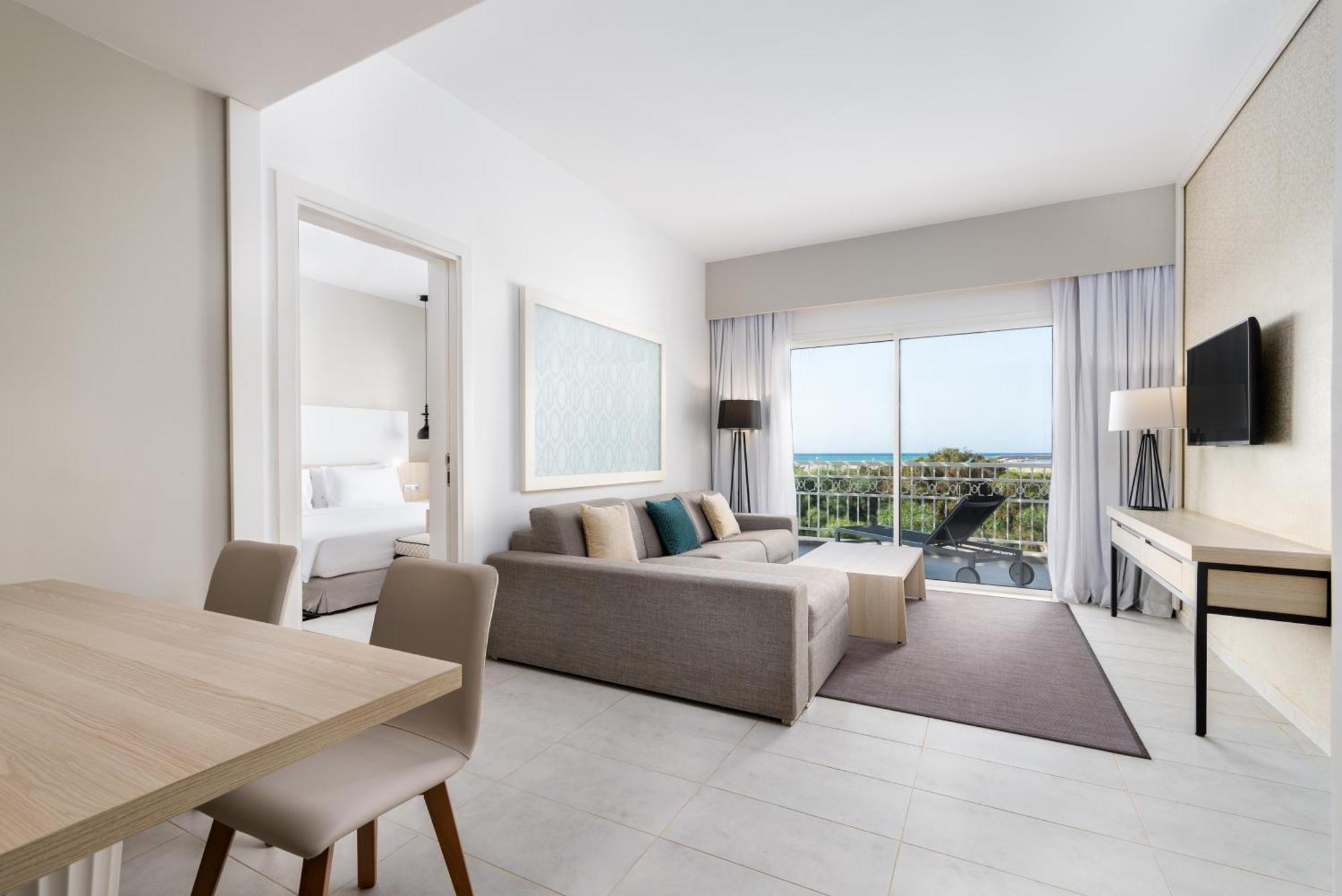 Radisson Blu Residences, Saïdia Exteriör bild