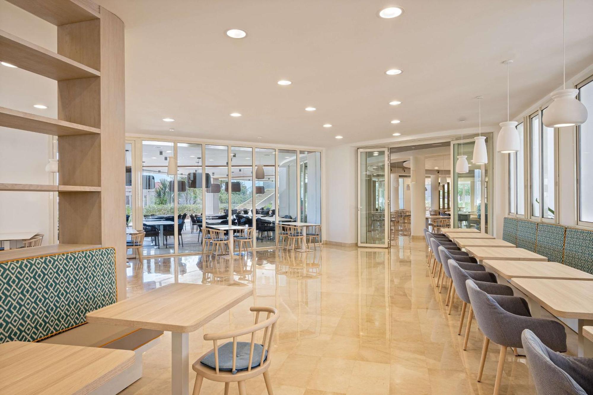 Radisson Blu Residences, Saïdia Exteriör bild