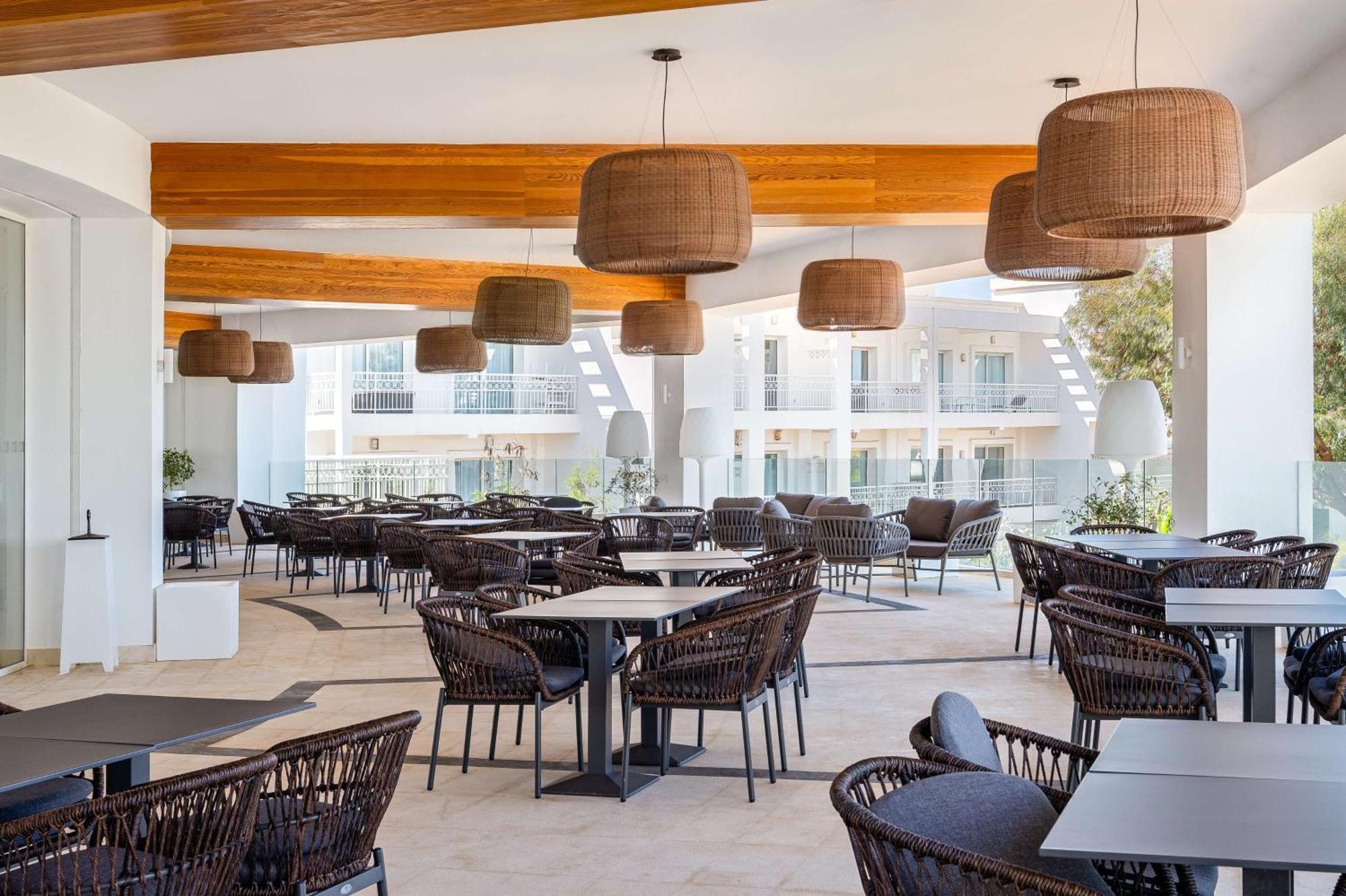 Radisson Blu Residences, Saïdia Exteriör bild
